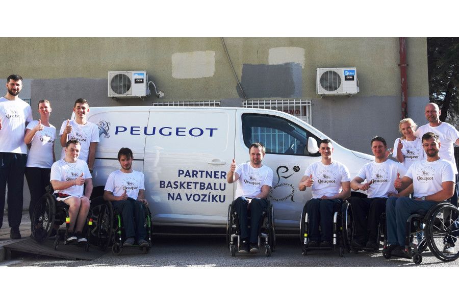 Peugeot v ČR podpořil handicapované basketbalisty