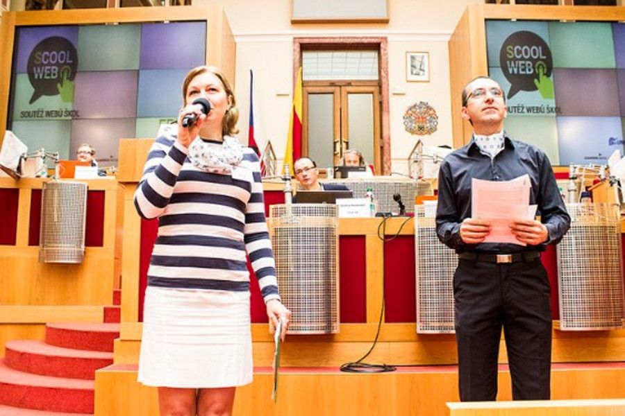 Známe finalisty v soutěži školních webů sCOOL web 2018