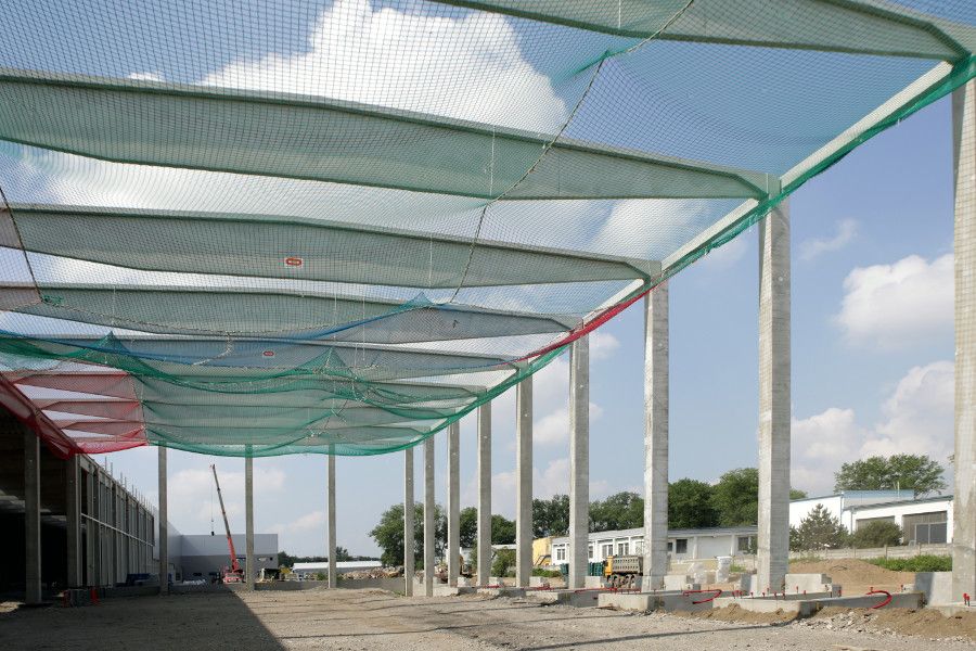 Prefabrikace v praxi: Železobetonový skelet logistického parku LiNK Hradec Králové za 5 týdnů