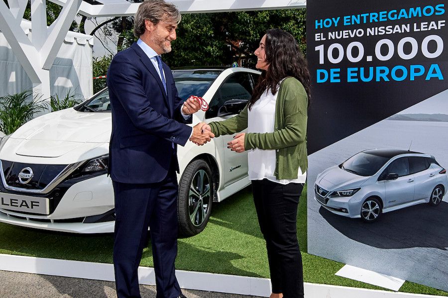 Díky společnosti Nissan je plně elektrická mobilita realitou spotřebitelského trhu