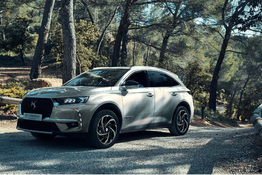 DS 7 Crossback E-Tense 4x4: Vysoce výkonný hybrid by DS﻿