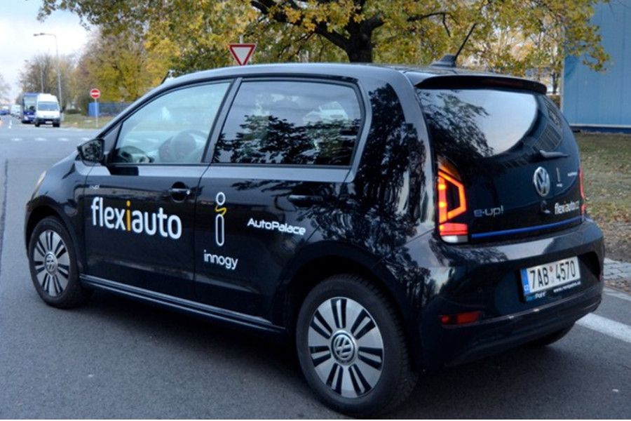 Flexiauto vozí zaměstnance Letiště Praha