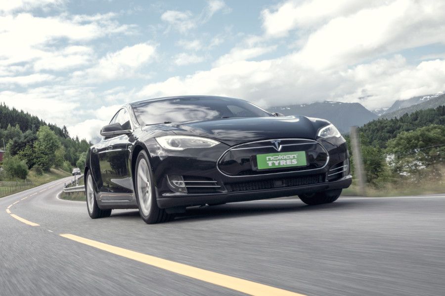 Zvyšte bezpečnost své jízdy na maximum - přezujte co nejdříve na letní pneumatiky