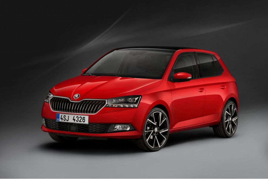 ŠKODA výrazně rozšiřuje nabídku online prodeje o skladové vozy