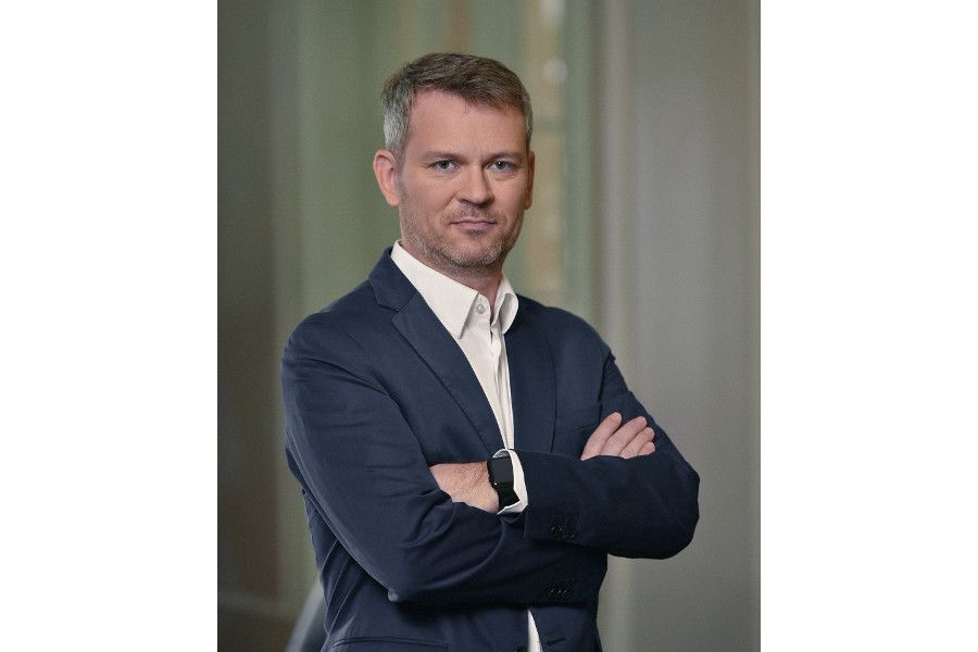 Finančník Schönfeld otevírá nový realitní fond určený i pro běžné investory