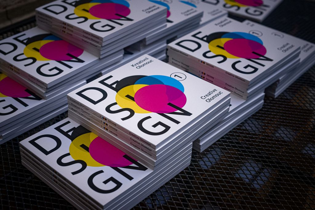 Univerzita Palackého pokřtila katalog designu. Představuje Olomouc jako kreativní velmoc