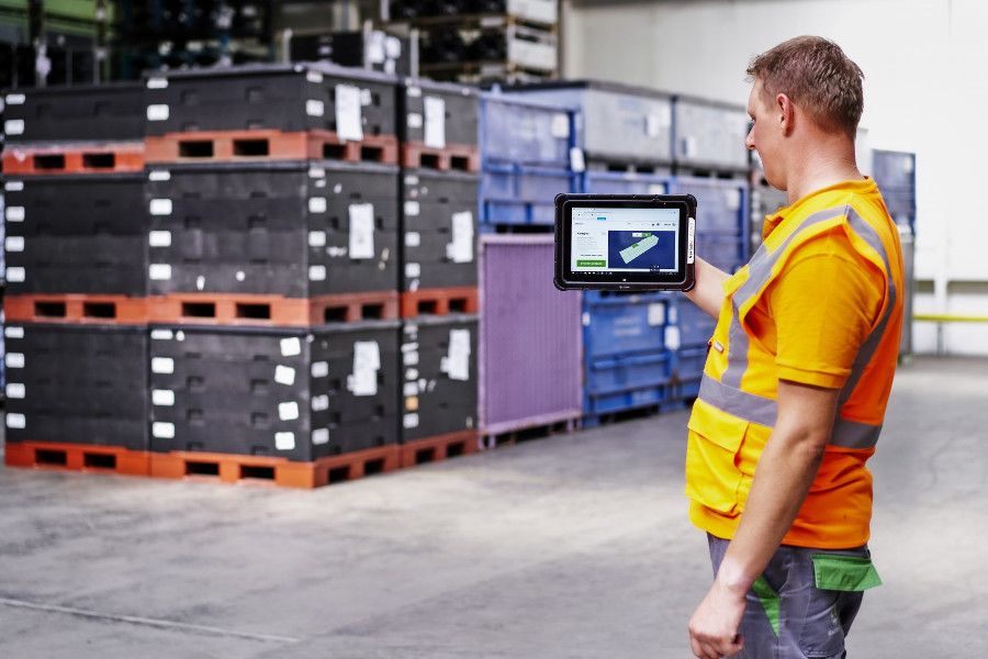 ŠKODA AUTO optimalizuje využití kontejnerového prostoru pomocí umělé inteligence