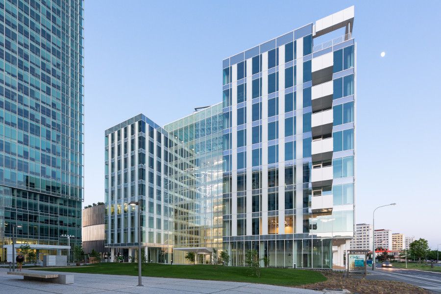 Skanska prodává kancelářskou budovu Parkview společnosti Deka Immobilien