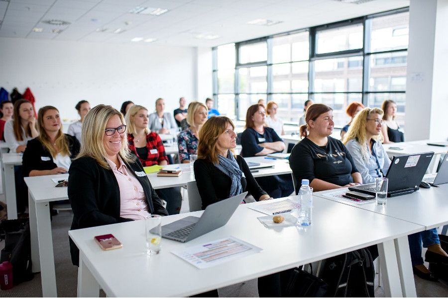 Milion eur pro Czechitas