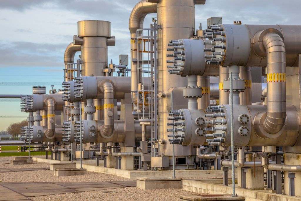 Česko v prvním pololetí šetřilo elektřinou i plynem, fotovoltaiky vyrobily meziročně o 28 % více energie