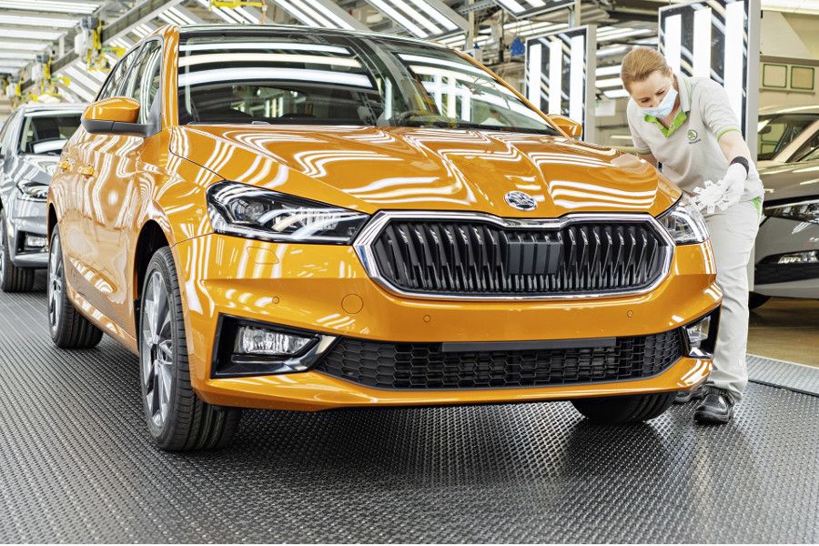 V hlavním závodě v Mladé Boleslavi byla zahájena sériová výroba nového modelu ŠKODA FABIA