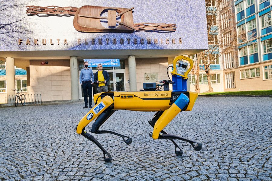 Fakulta elektrotechnická ČVUT podpoří Ukrajinu dvěma a půl miliony korun