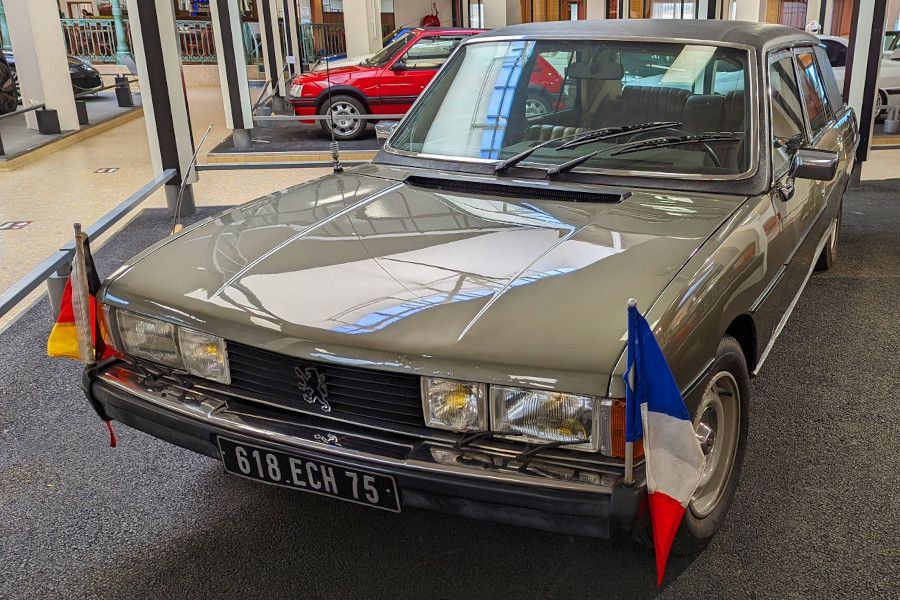 Prezidentské vozy Peugeot v historii, od modelu 604 po 5008