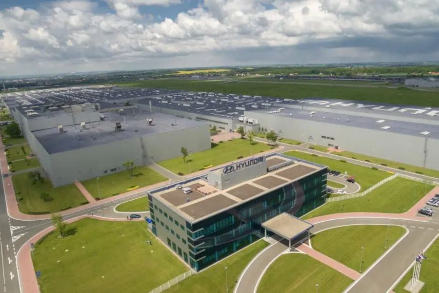 Baterie místo manuálních převodovek. V Nošovicích skončila výroba na Převodovkárně