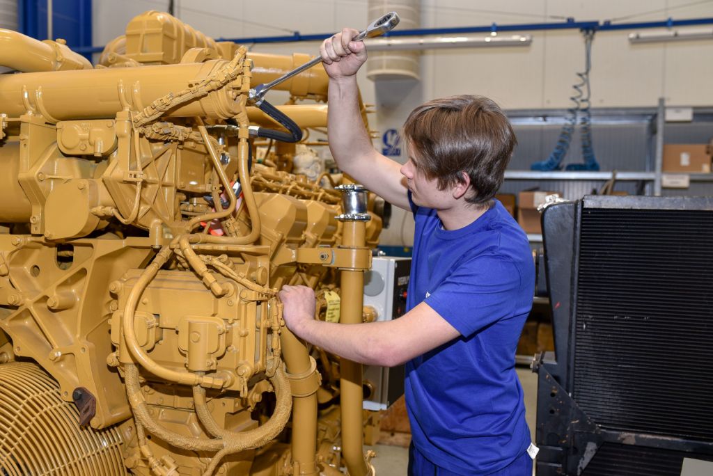 Firmy v železničním průmyslu nabízejí stovky pracovních míst pro letošní absolventy technicky zaměřených středních škol