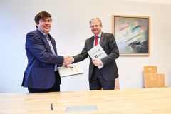 Společnost Rohde & Schwarz je partnerem Fakulty elektrotechnické ČVUT v oblasti výzkumu a vzdělávání