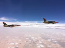 Modernizované Albatrosy z Aera letěly k zákazníkovi do Afriky po vlastní ose